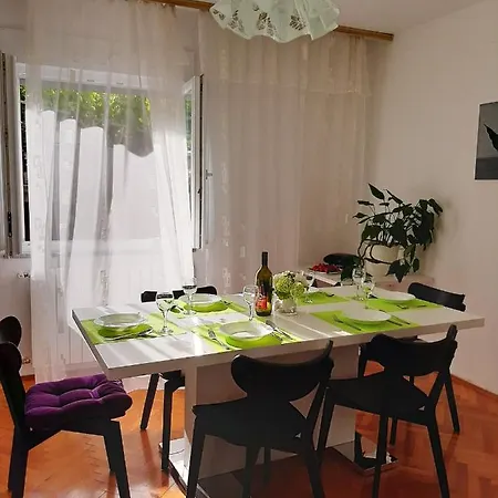 アパート Viktorija *