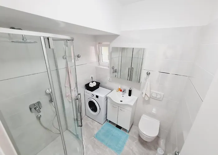 Viktorija Πούλα