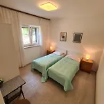 Apartman Viktorija Póla