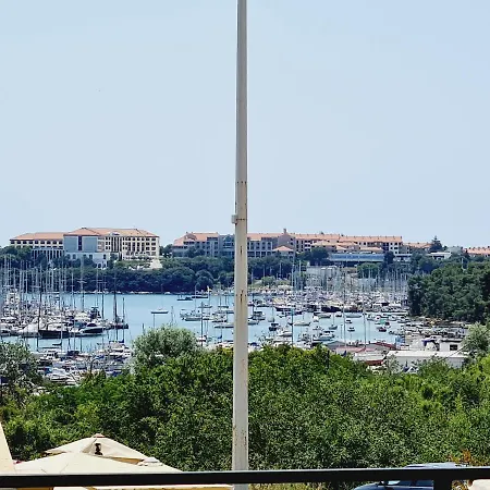 Viktorija Apartman